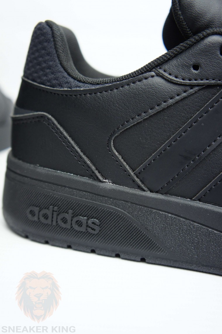 Кросівки Adidas CourtBeat